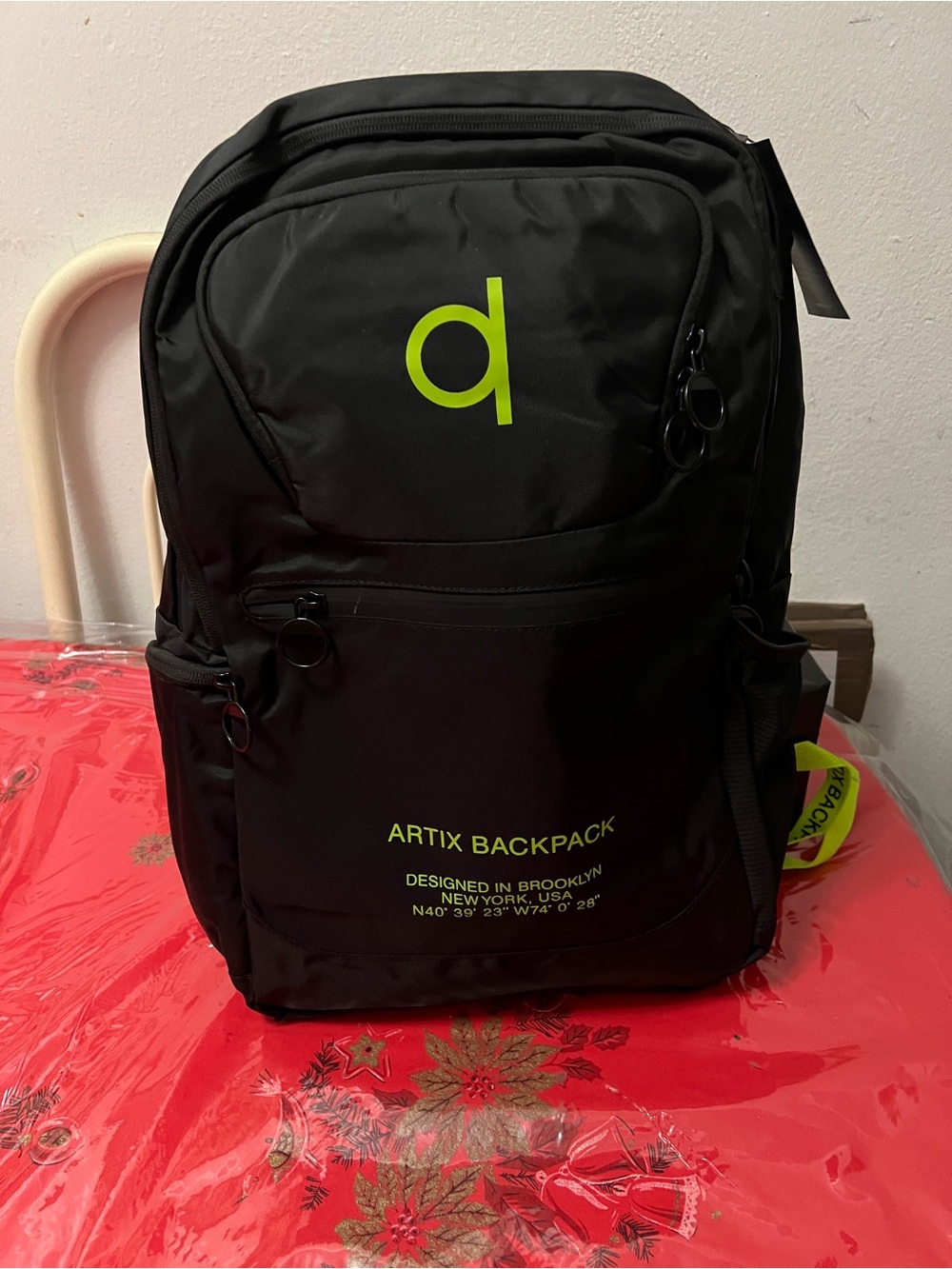 NWT  ARTIX Waterproof black & Green Backpack Large 18 inch Travel /Laptop bag